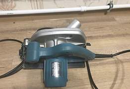 Дисковая пила Makita 5604R