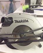 Дисковая пила Makita 5704R