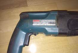 Перфоратор Makita HR2440