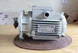 Двигатель асинхронный 0.55 kW на 220/380 В