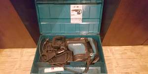 Перфоратор Makita HR4511C