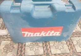 Перфоратор Makita HR5001C