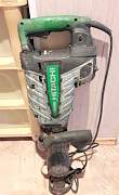 Молоток отбойный Hitachi H65b2