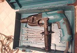 Перфоратор Makita HR2450