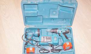 Аккумуляторная дрель-шуруповерт Makita 6271 dwple