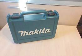 Аккумуляторная отвертка Makita DF 010 DSE