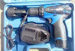 Новая дрель-шуруповерт makita