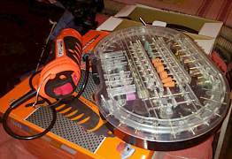 Продам Renovator Twist-A-Saw