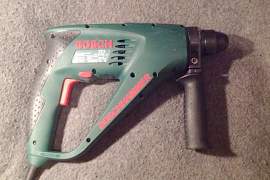 Перфоратор Bosch PBH 2000 RE