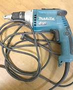 Шуруповерт Makita FS4300