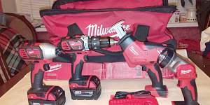 Milwaukee M18 2695-24 набор новый