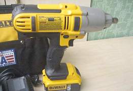 Аккумуляторный ударный гайковерт dewalt