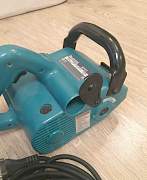 Makita 9741 + 2 насадки, метал и абразивных 120