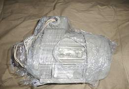Двигатель(мотор) асинхронный 0.37kW 675 об СССР