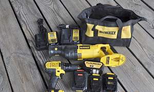 Аккумуляторный инструмент dewalt