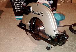 Дисковая пила"Makita"5704R + 2 диска