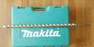 Перфоратор makita HR4001C