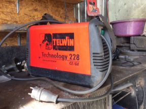 Сварочный инвертор telwin technology 228CE/GE