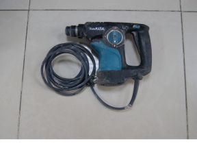 Перфоратор 800 Вт Makita HR2810