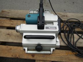 Электрорубанок Makita KP 312 С