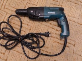  перфоратор &quot;Makita&quot; 2440