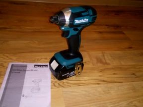 Винтоверт Makita DTD152Z. Тушка, новый. торг