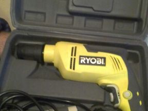 Дрель ударная Ryobi EID600RS