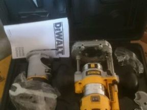 Фрезер +пила Dewalt