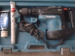 Перфоратор makita HR4010C