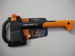 Туристический топор Х7 Fiskars