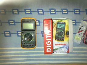 Digital Multimeter DT9208A