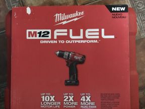 Бесщеточный ударный шуруповерт milwaukee 2404-22