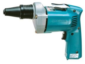 Cетевой шуруповерт Makita 6802BV