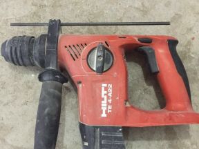 Аккумуляторный перфоратор Hilti TE 4-A22 + система