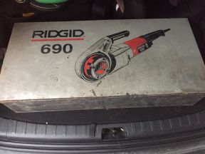 Резьборез Ridgid 690 электрический