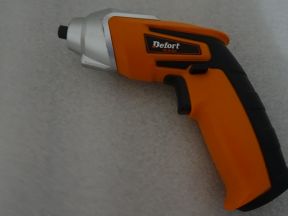 Электрическая отвертка Defort DS-36-GLt