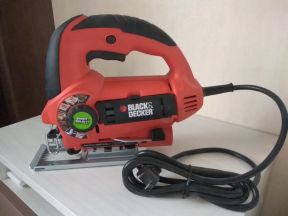 Лобзик BlackDecker, 120V