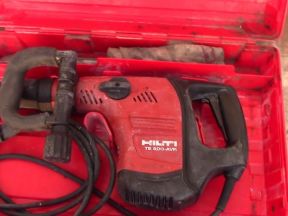 Отбойник Hilti TE500