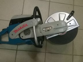 Бензорез Makita DPC6410