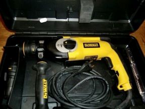 Перфоратор DeWalt D25124K