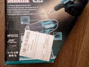 Аккумуляторная ударная дрель Makita HP331DZ