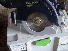  Аккумуляторную дисковую пилу HKC 55 Festool