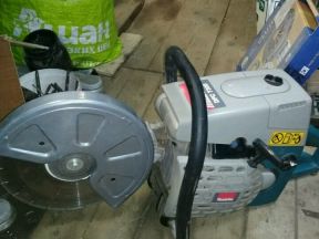 Бензорез makita dpc7300