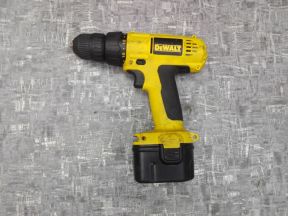 Шуруповерт Dewalt Dw907