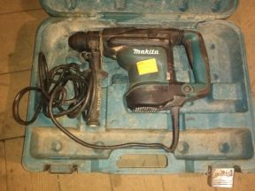 Перфоратор makita HR3210c