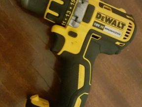 Dewalt DCD790 безщёточная Дрель шуруповёрт