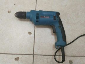 Дрель ударная Makita HP1621F