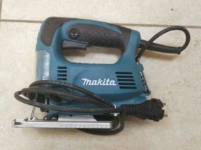 Лобзик Makita 4329