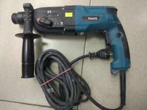 Перфоратор Makita HR2450