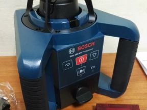 Ротационный лазер Bosch GRL 250 HV (новый)